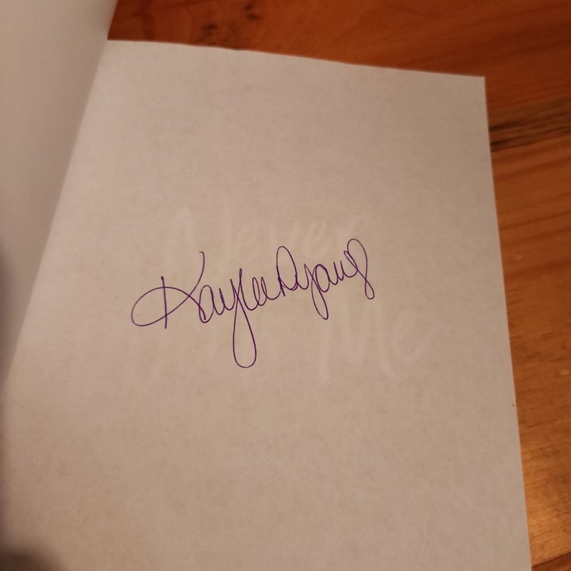 Never With Me *signed* by Kaylee Ryan, Paperback | Pangobooks