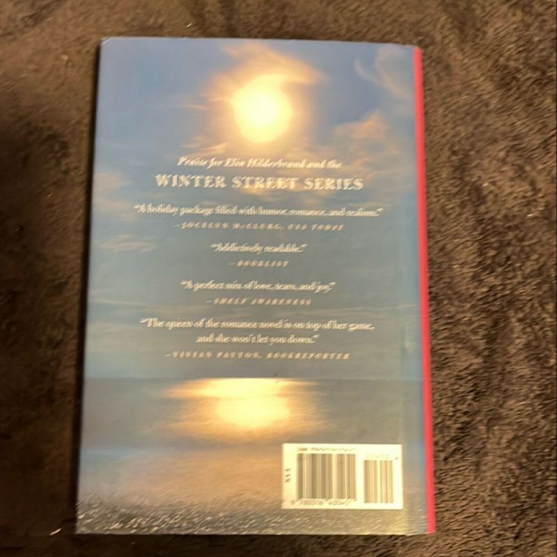 Winter Solstice by Elin Hilderbrand, Hardcover Pangobooks