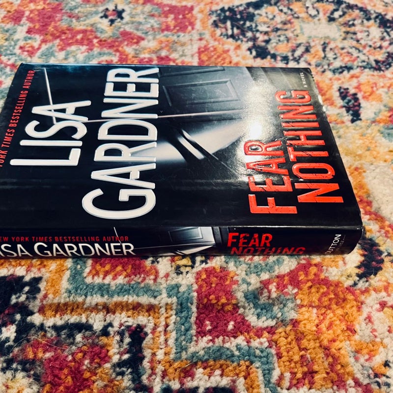 Fear Nothing: A Detective D.D. Warren Novel - Hardcover By Gardner, Lisa - VG