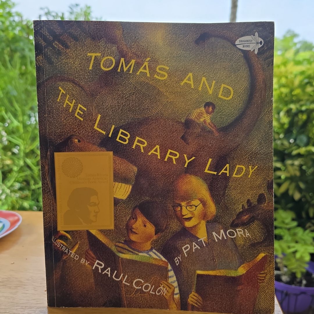 Tomas and the Library Lady