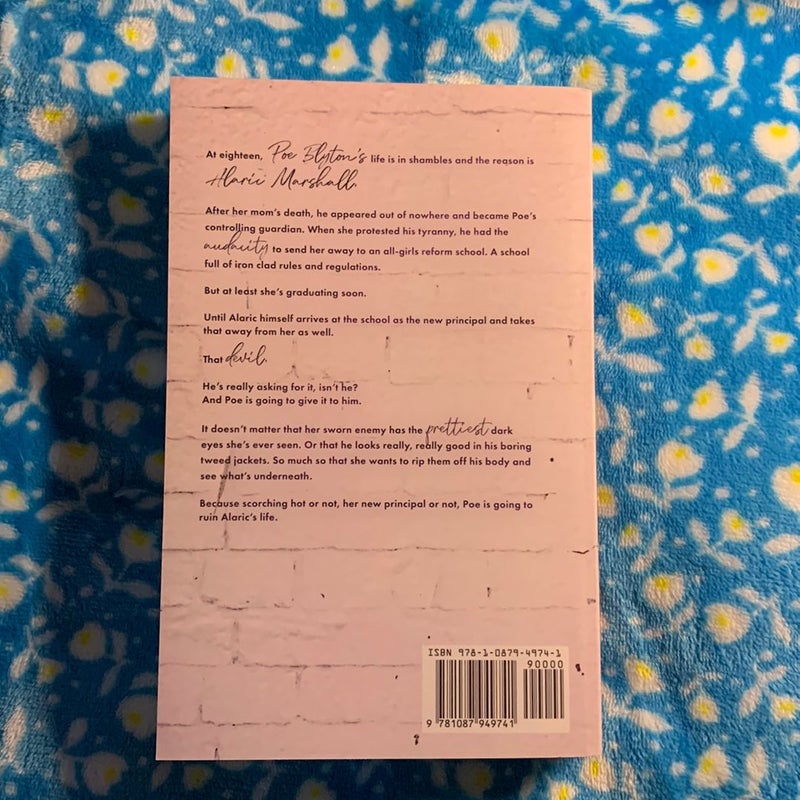 Hey, Mister Marshall by Saffron A Kent, Paperback Pangobooks