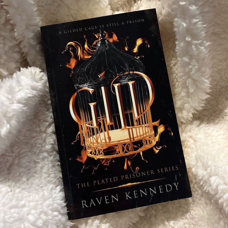 Gild by Raven Kennedy, Paperback | Pangobooks