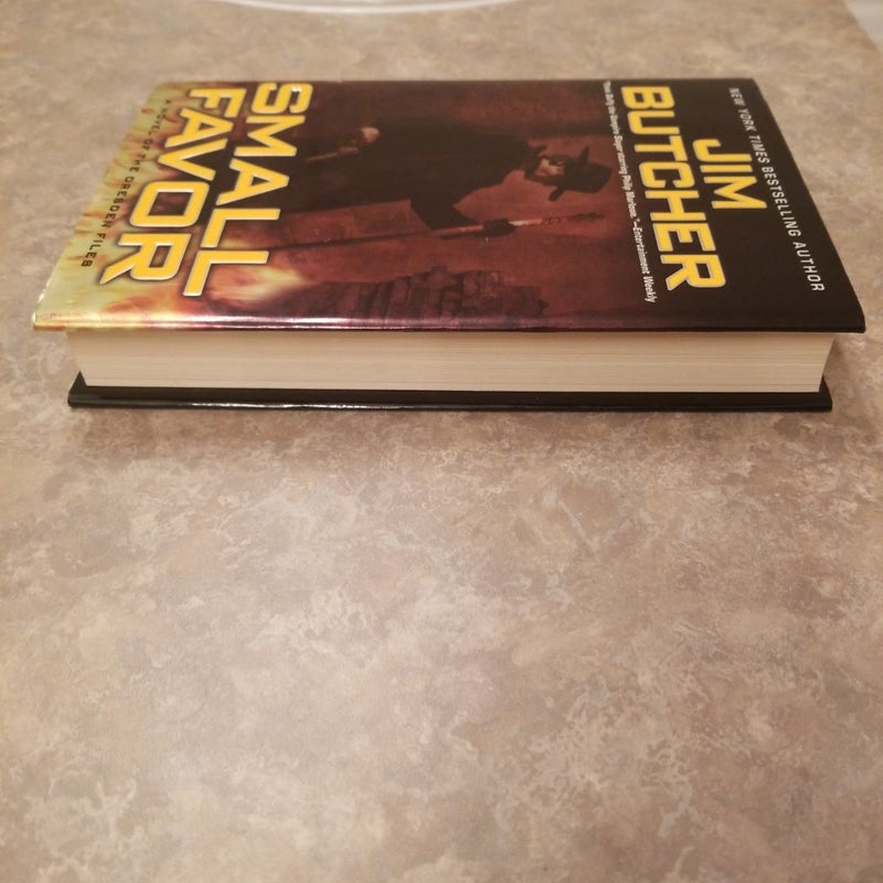 Small Favor (Dresden Files #10)