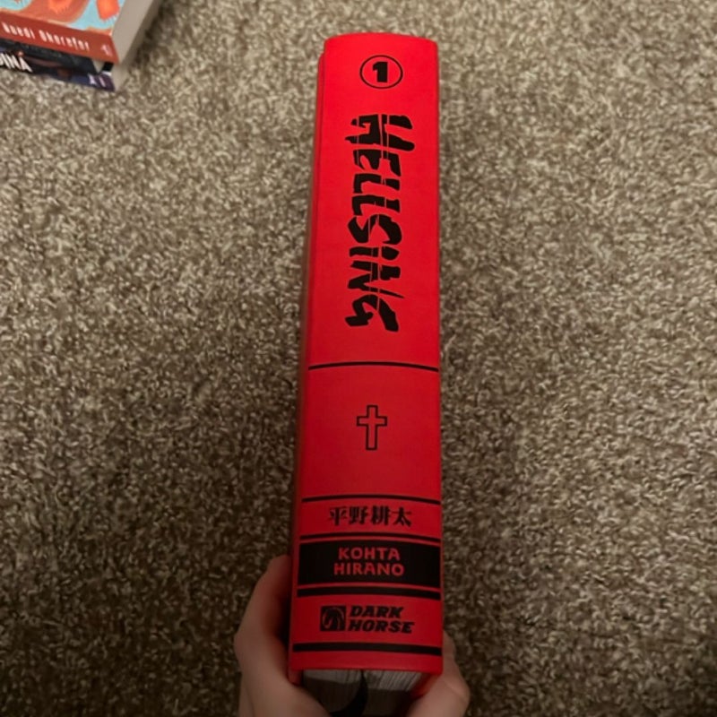 Hellsing Deluxe Volume 1
