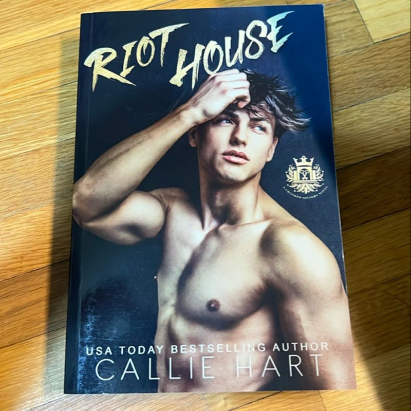 Riot House Original Cover