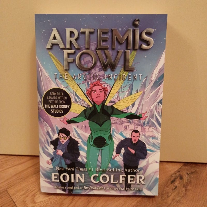 Artemis Fowl 3-Book Paperback Boxed Set (Artemis Fowl, Books 1-3)