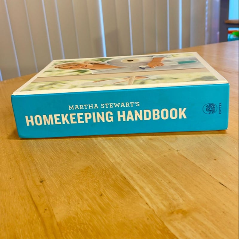 Martha Stewart's Homekeeping Handbook