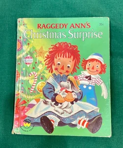 Raggedy Ann's Christmas Surprise vintage Wonder Books 1952 ragdoll