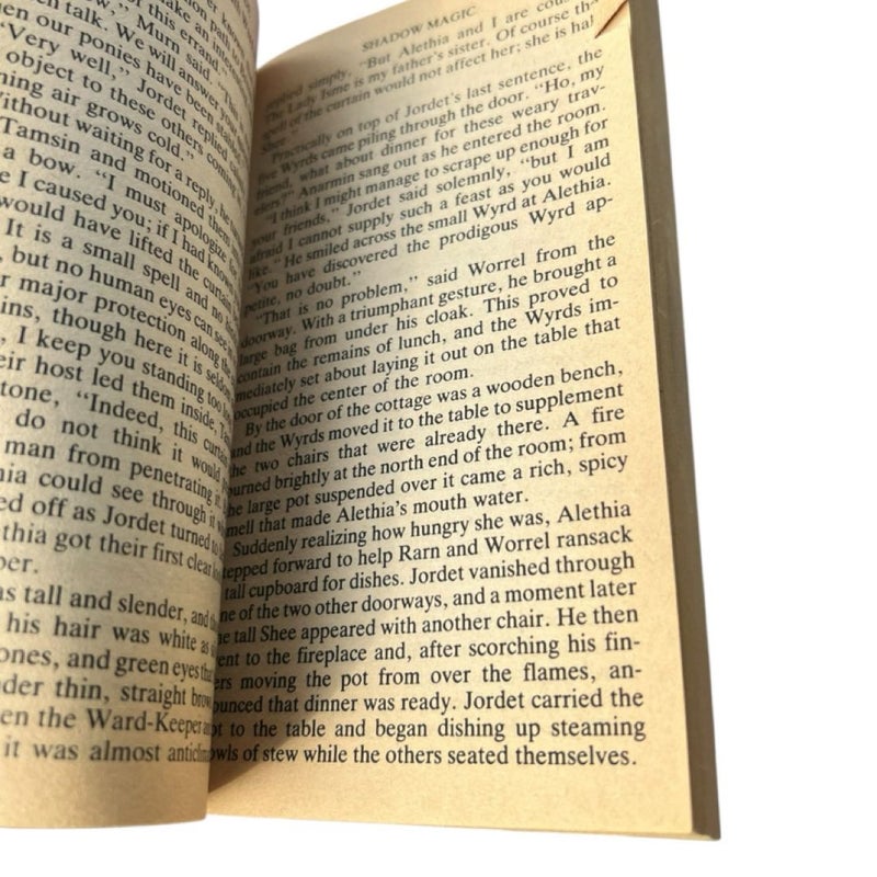Shadow Magic: Book 1 of 5: The Lyra Novels