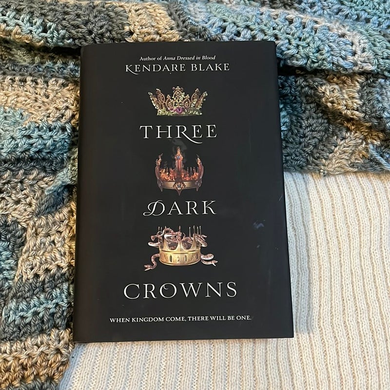 Three Dark Crowns