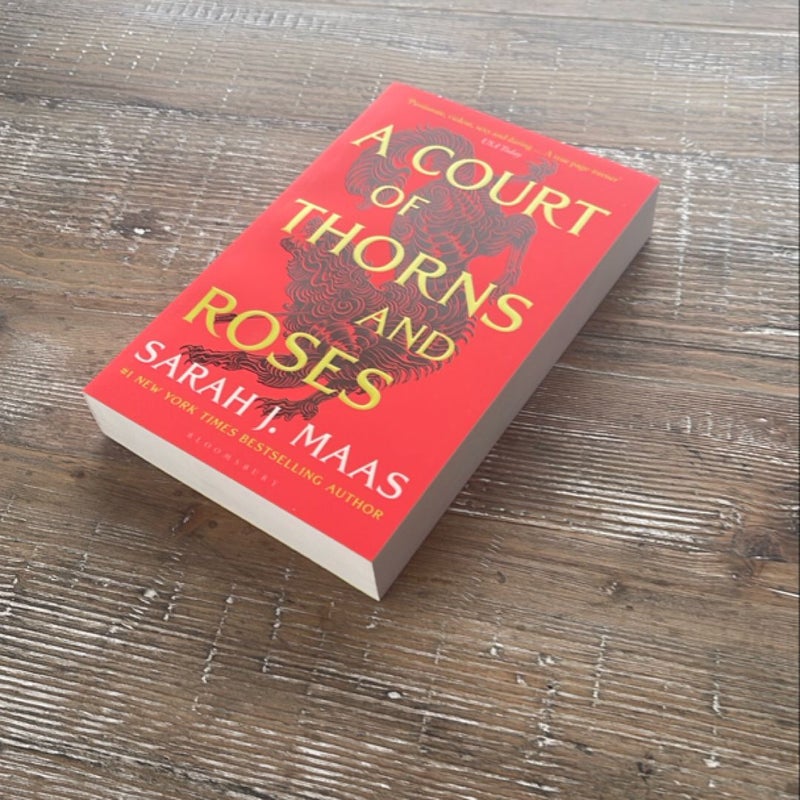 A Court of Thorns and Roses - UK edition 
