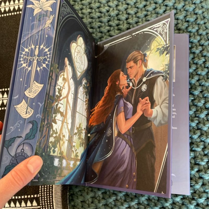The Queens Rising Fairyloot by Rebecca Ross, Hardcover | Pangobooks