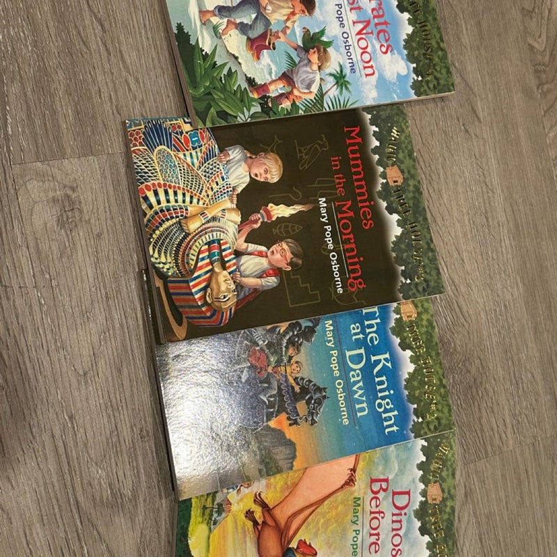 Magic Tree House Books 1-4 Boxed Set