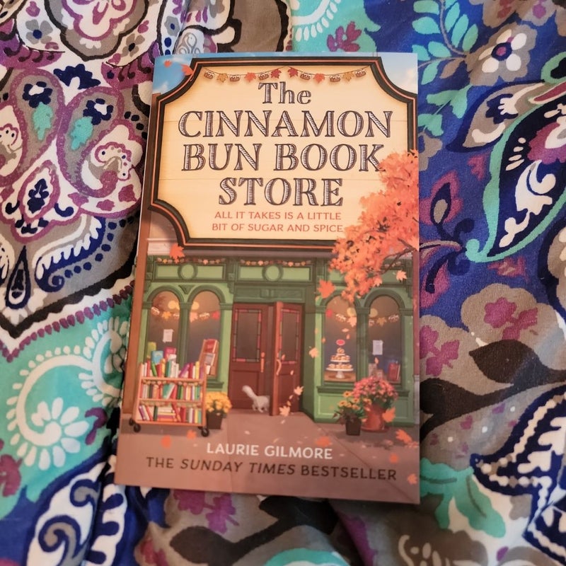 The Cinnamon Bun Book Store (Dream Harbor, Book 2)