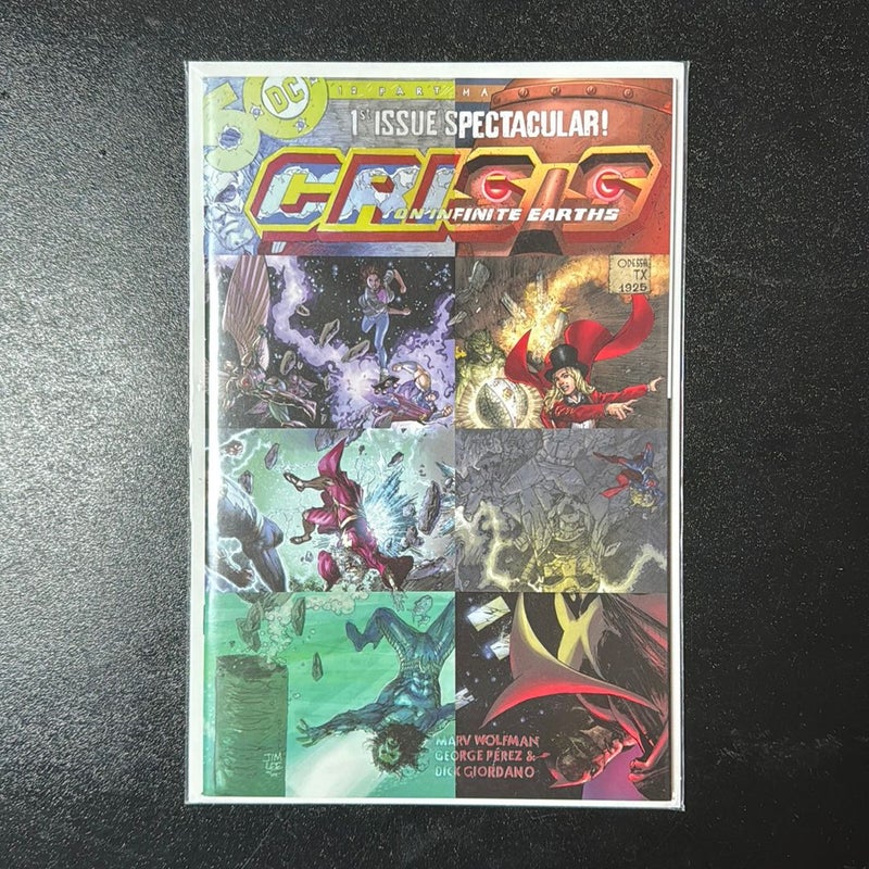 Dark Crisis On Infinite Earths # 1 DC Comics Superman Flash Robin Batman Aquaman