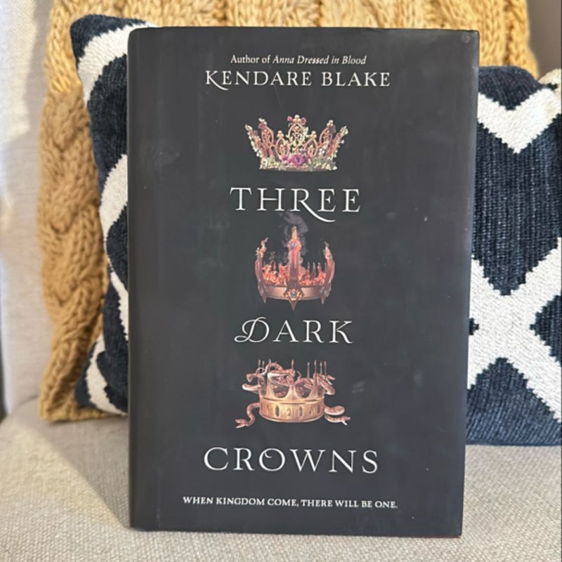 Three Dark Crowns