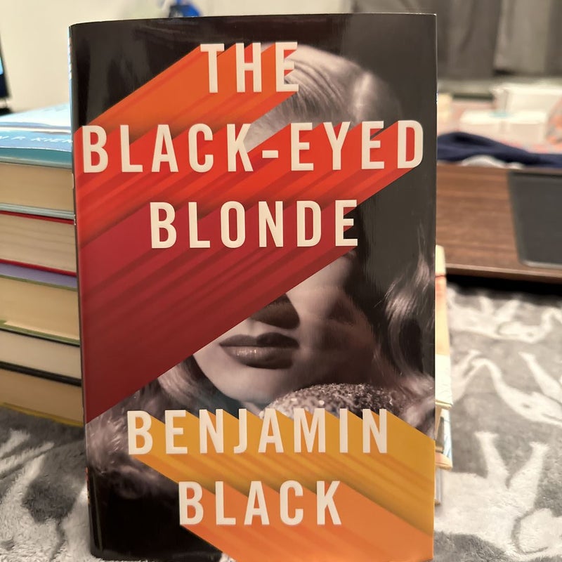 (First Edition) The Black-Eyed Blonde
