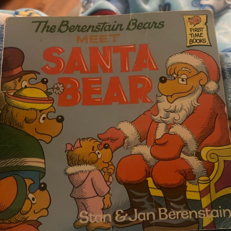 The Berenstain Bears Meet Santa Bear (Deluxe Edition)