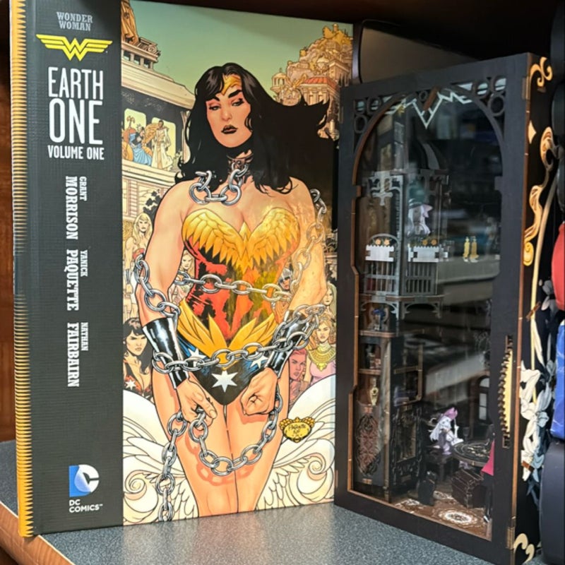 Wonder Woman: Earth One Vol. 1