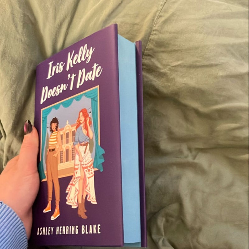 Iris Kelly Doesn't Date 