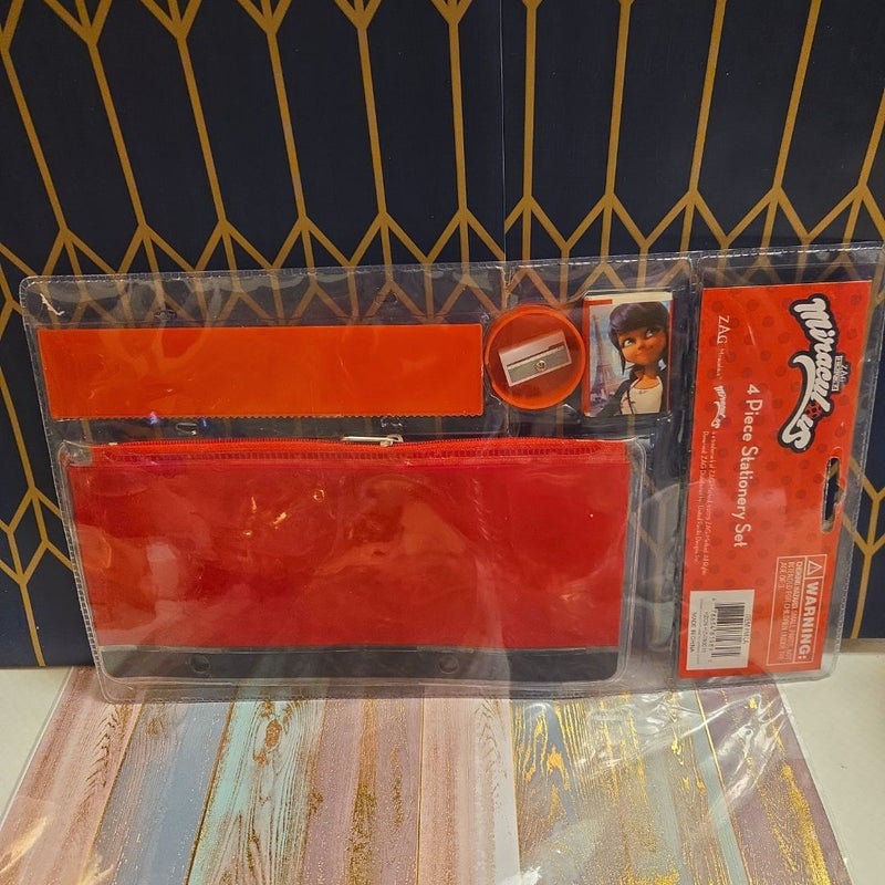 Miraculous ladybug stationary set