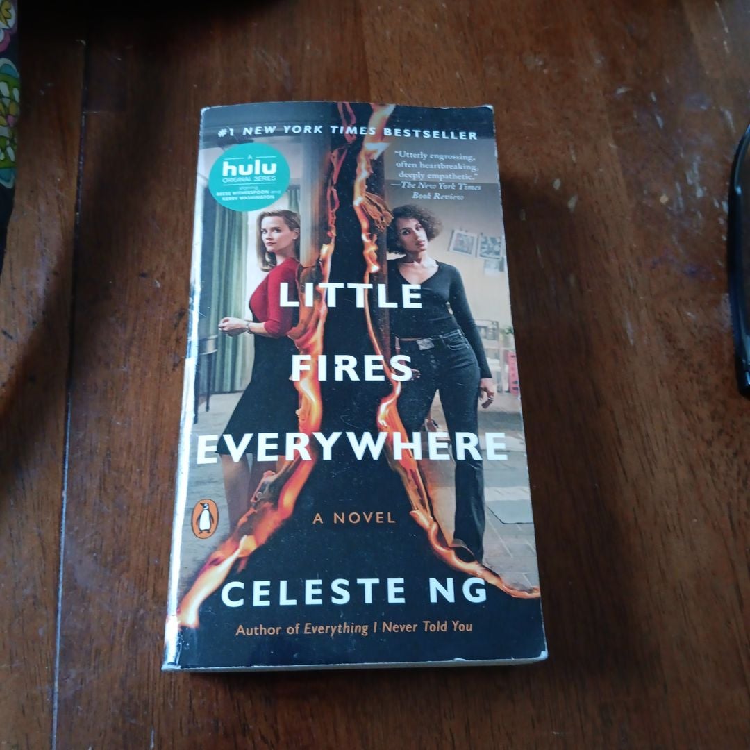 Little Fires Everywhere (Movie Tie-In)