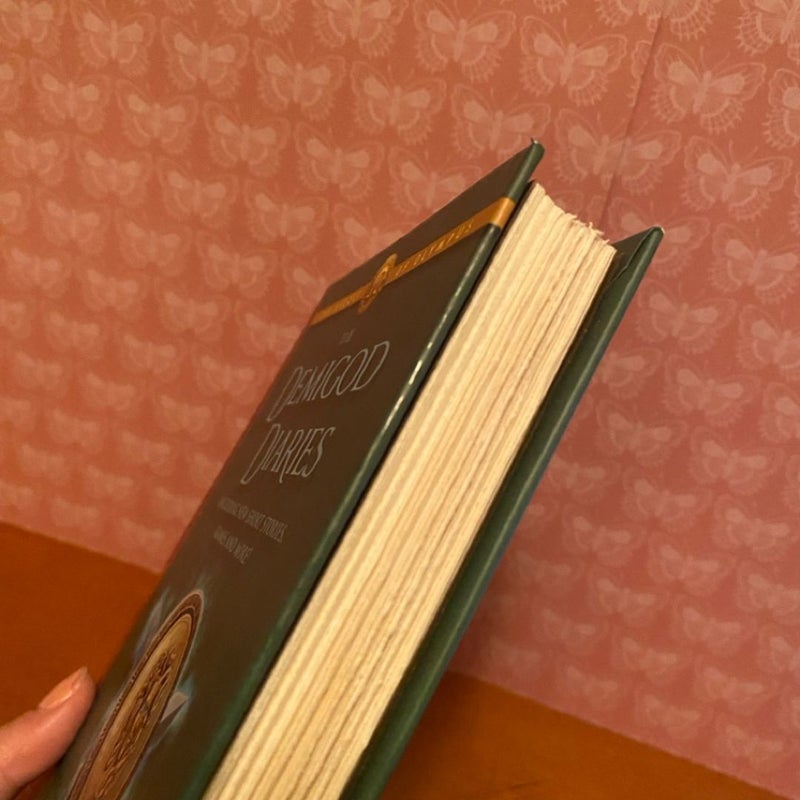 The Heroes of Olympus the Demigod Diaries (the Heroes of Olympus, Book 2)