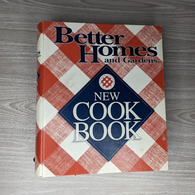 Better Homes and Gardens New Cook Book