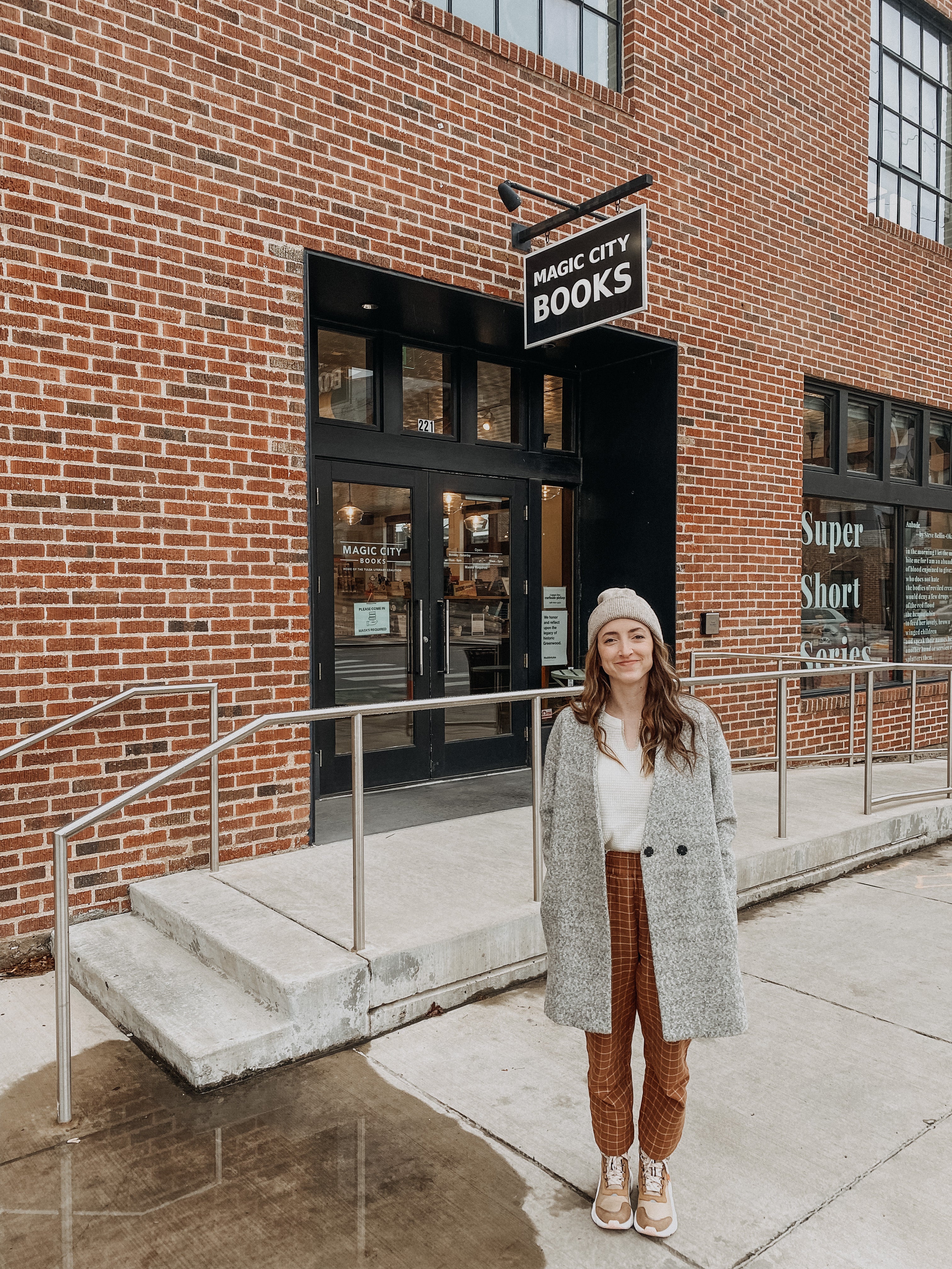 Lauren @thebookscript