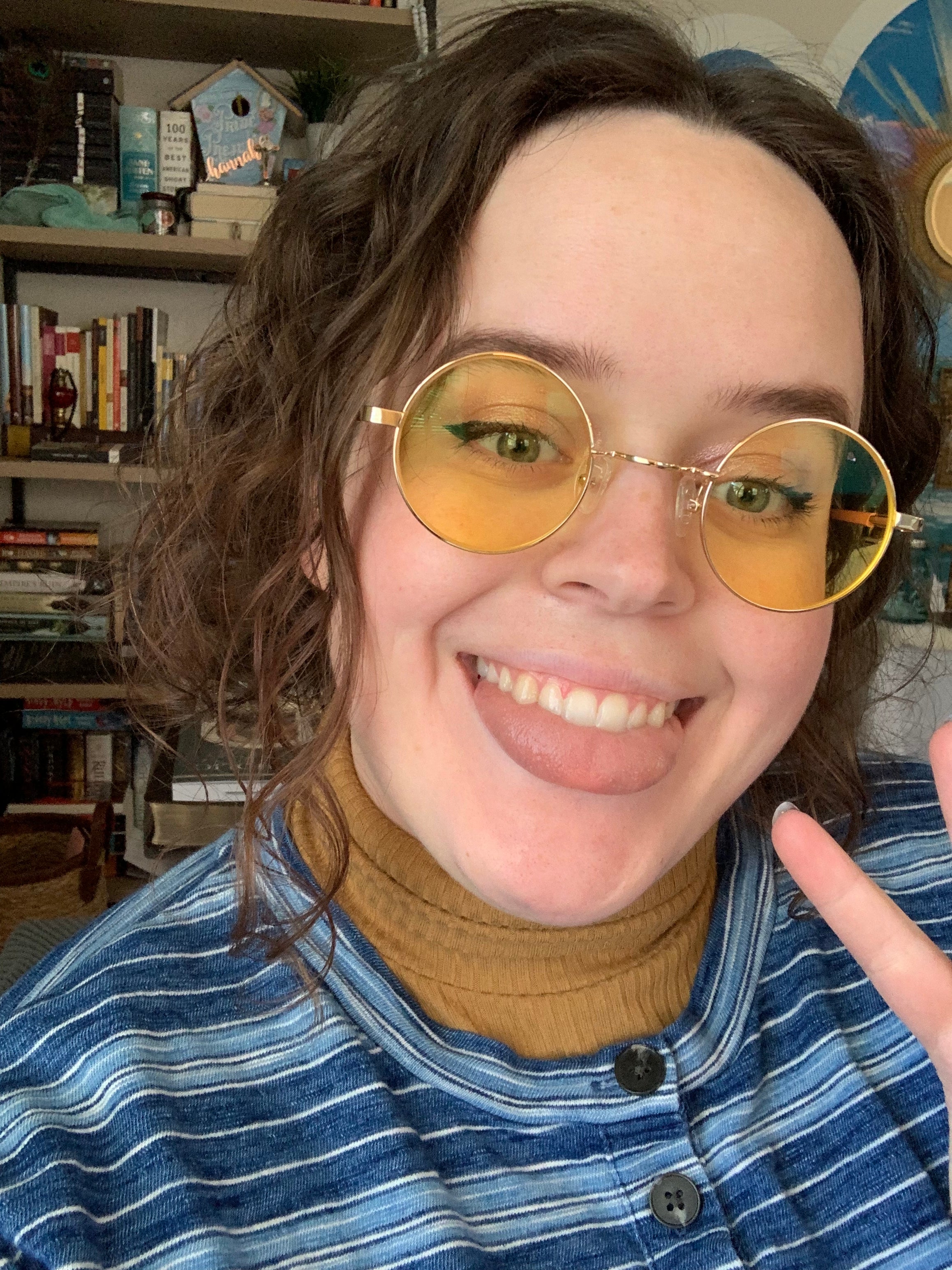 Hannah Bihn Sellin’ Books